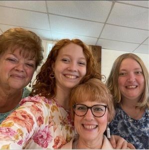 Meet your Posher, Justine